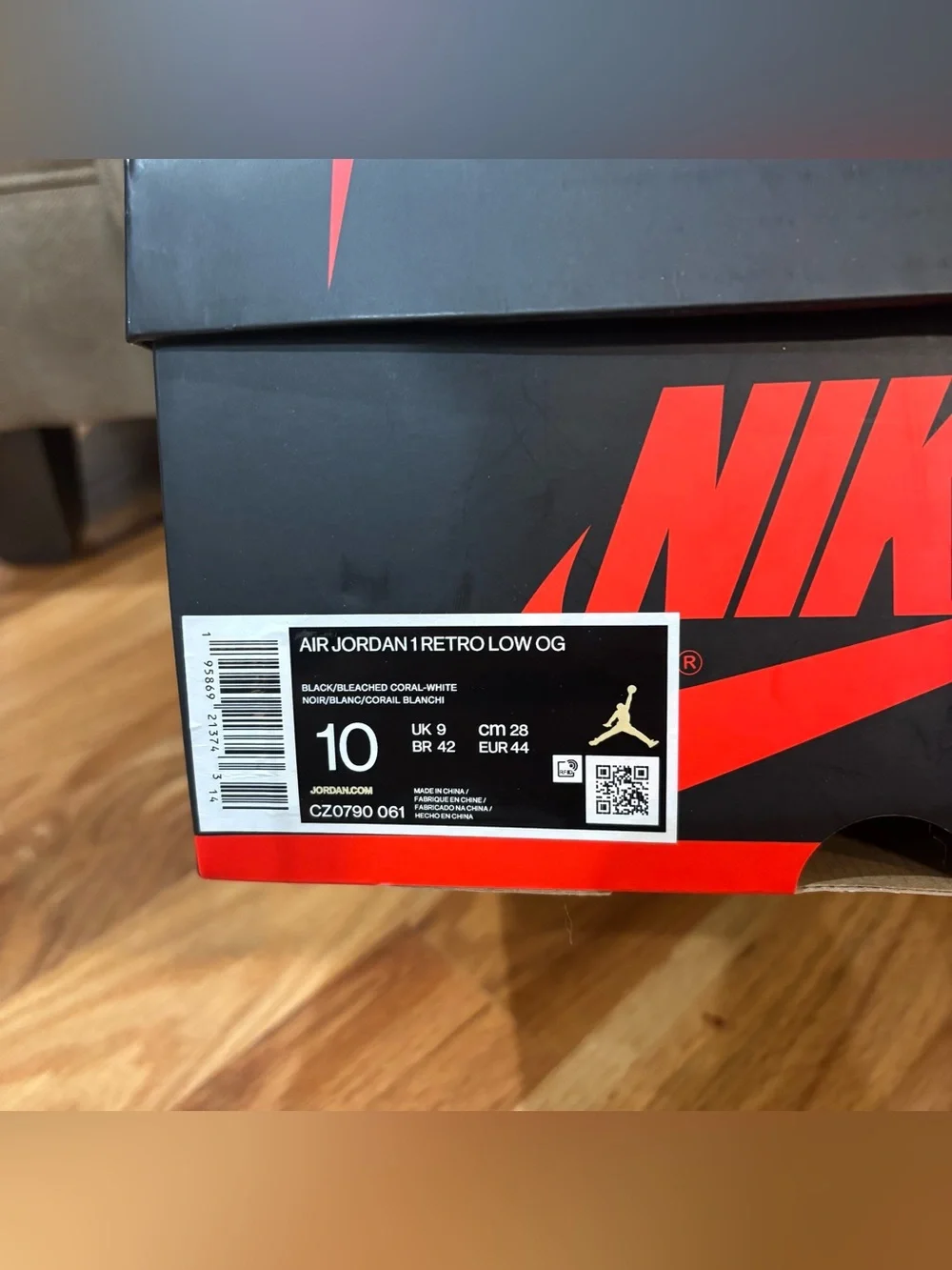 Size 10 - Jordan 1 Low OG Bleached Coral CZ0790 061 Black White With Box